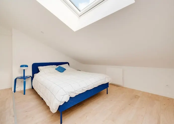 Apartamento De La Salle Neuf Et équipé *